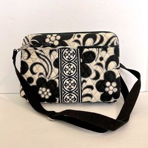 VERA BRADLEY Black & White Night & Day Padded Mini Laptop Computer Zipper Case